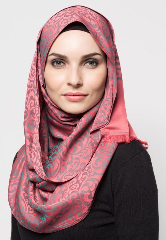Sehr-i Sal Istanbul Turkish Turkey Gray Floral Muslim Hijab Head