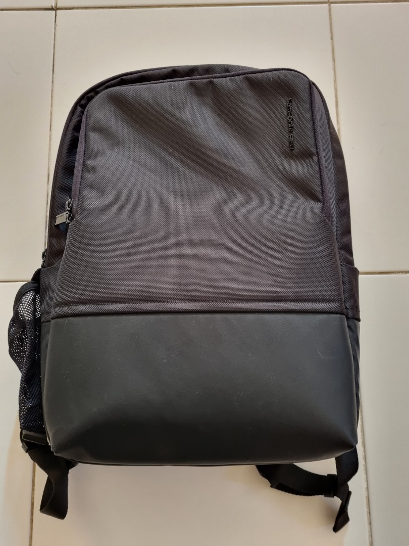 Samsonite red shop hosue backpack