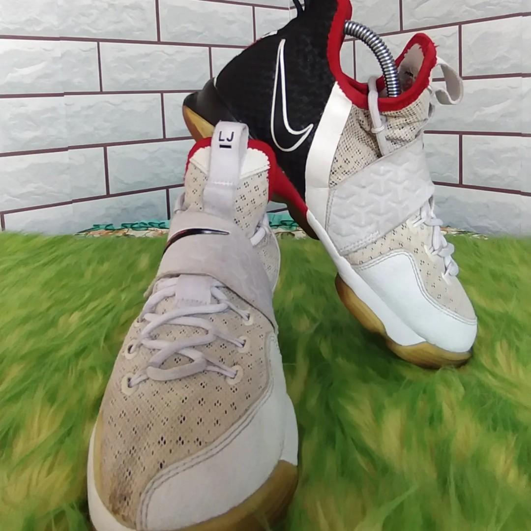 Sepatu Nike LeBron 14 Flip the Switch GS