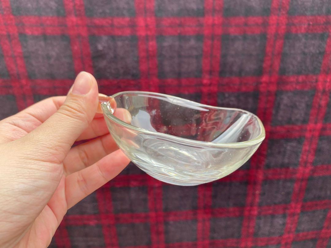 Sherbet Glass Bowl (Category: Dinnerware & Cutlery) located in Mandaluyong City. Submitted by karizzmaph (Listing ID 1160316464, Image 3). Description: Sherbet Glass Bowl -good as new -3pcs ₱150.