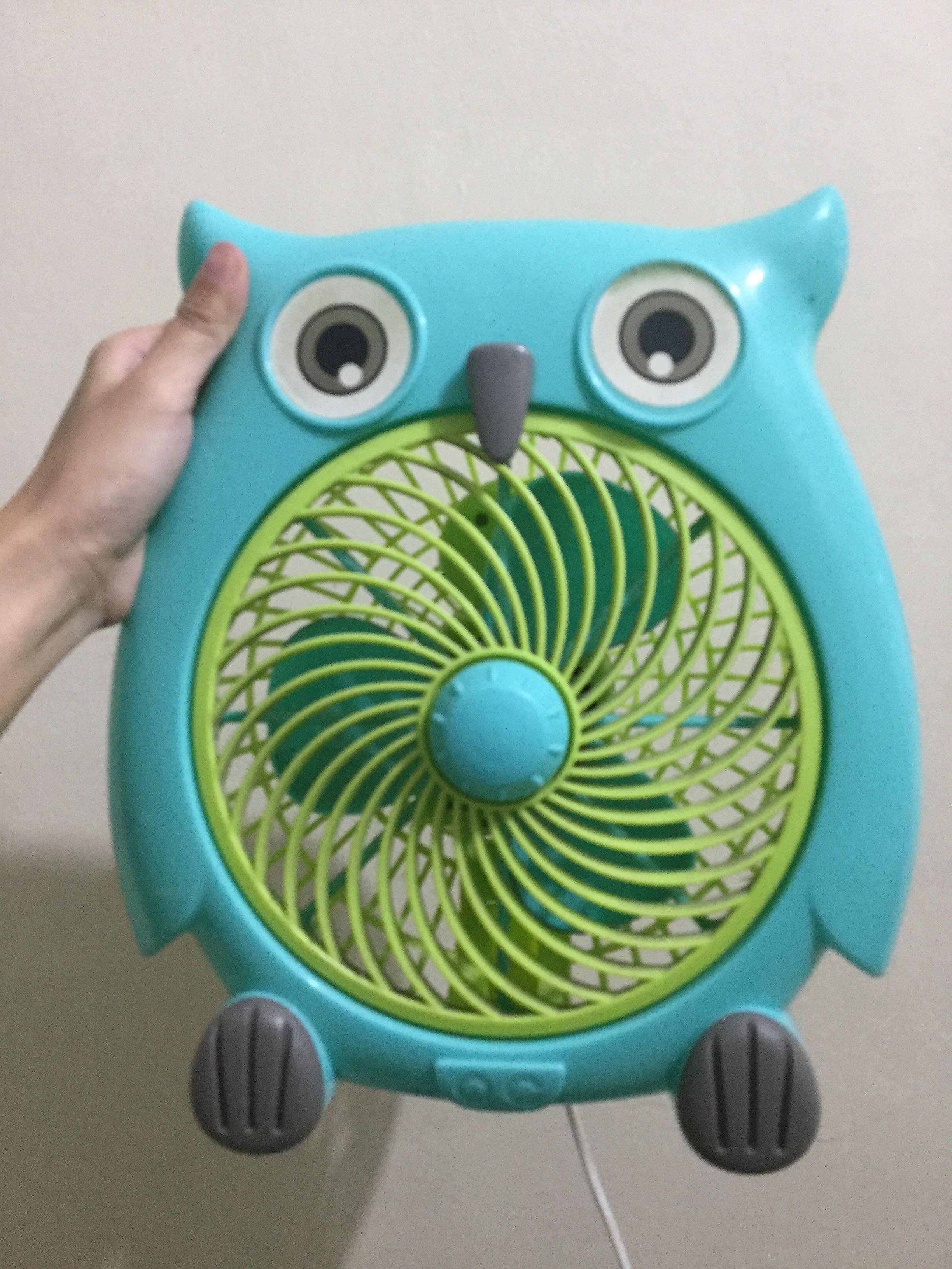 Small Electric Fan, TV & Home Appliances, Air Conditioning and Heating on Carousell