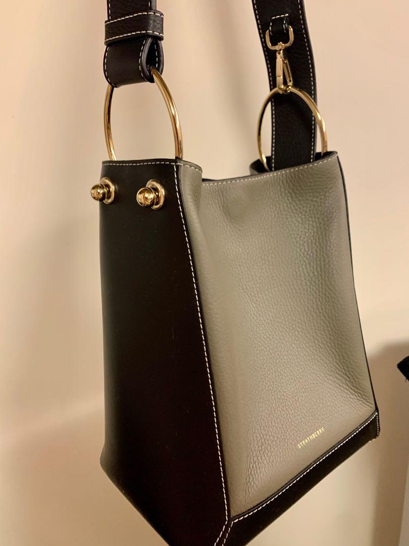 Strathberry Lana Midi Bucket Bag - Black/Slate, 名牌, 手袋及銀包- Carousell