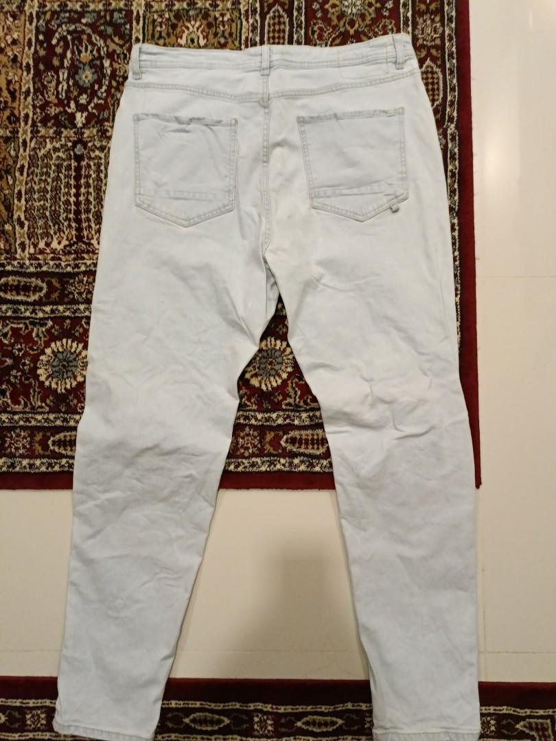 tapered leg jeans