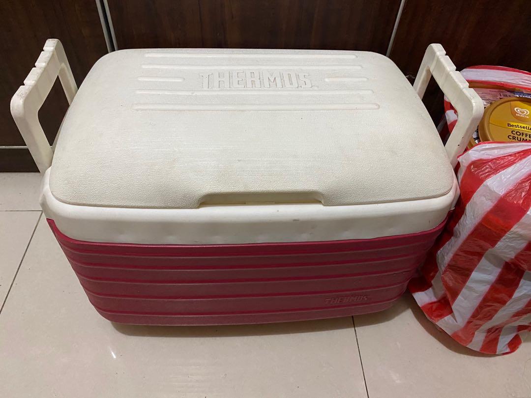 Thermos Cooler Box/ Ice Box, Furniture & Home Living, Kitchenware & Tableware, Cookware