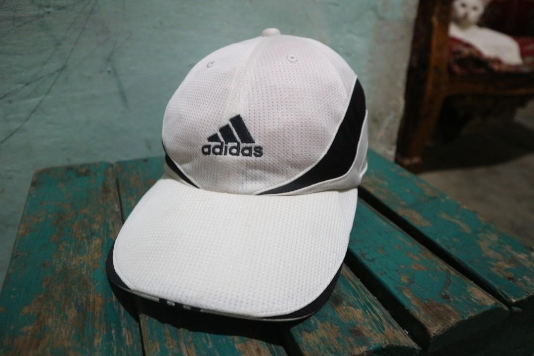 Topi adidas outdoor, Fesyen Pria, Aksesoris, Topi di Carousell