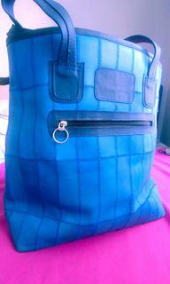 Tote bag with leather patch design