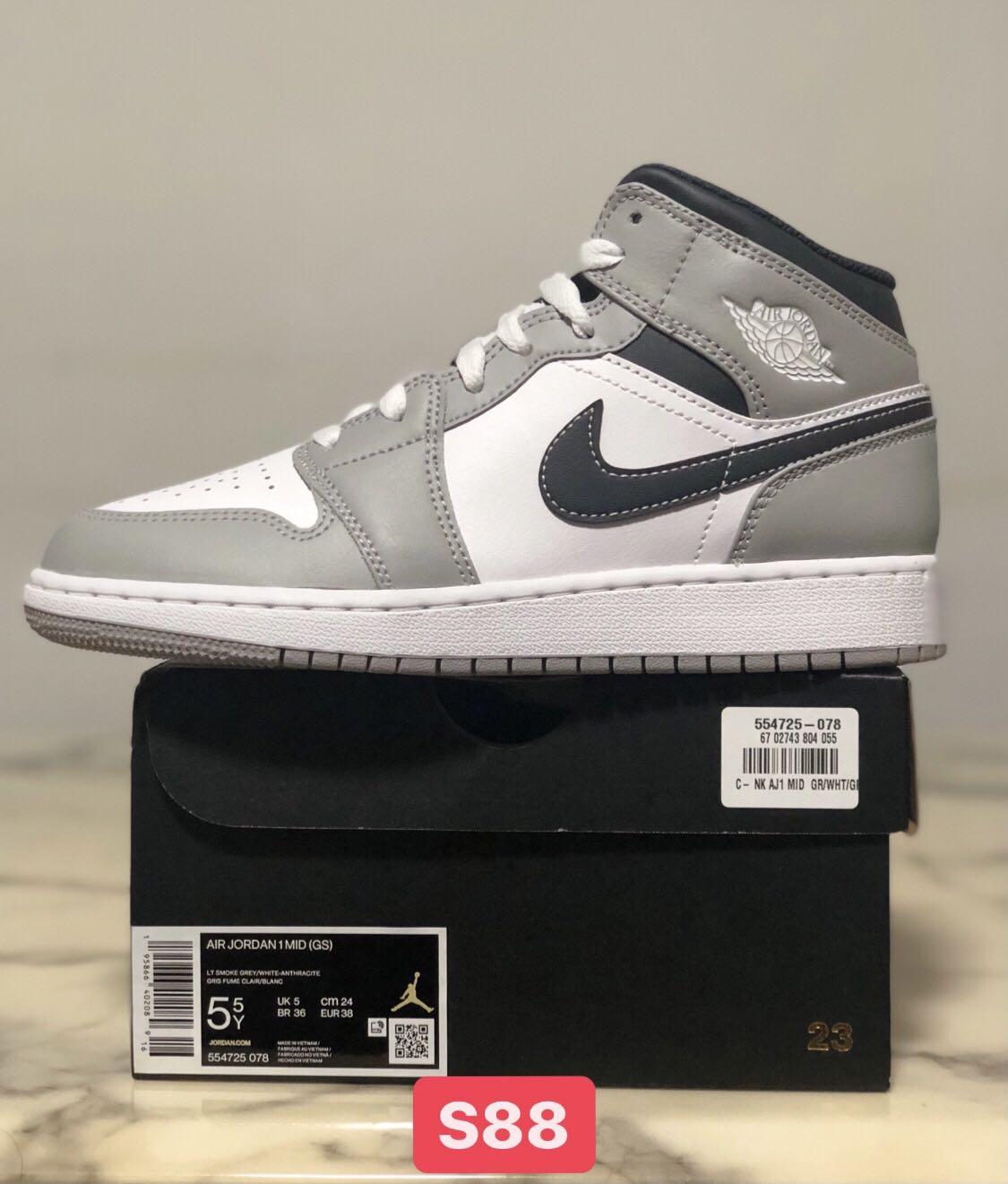lt smoke grey anthracite lt grey