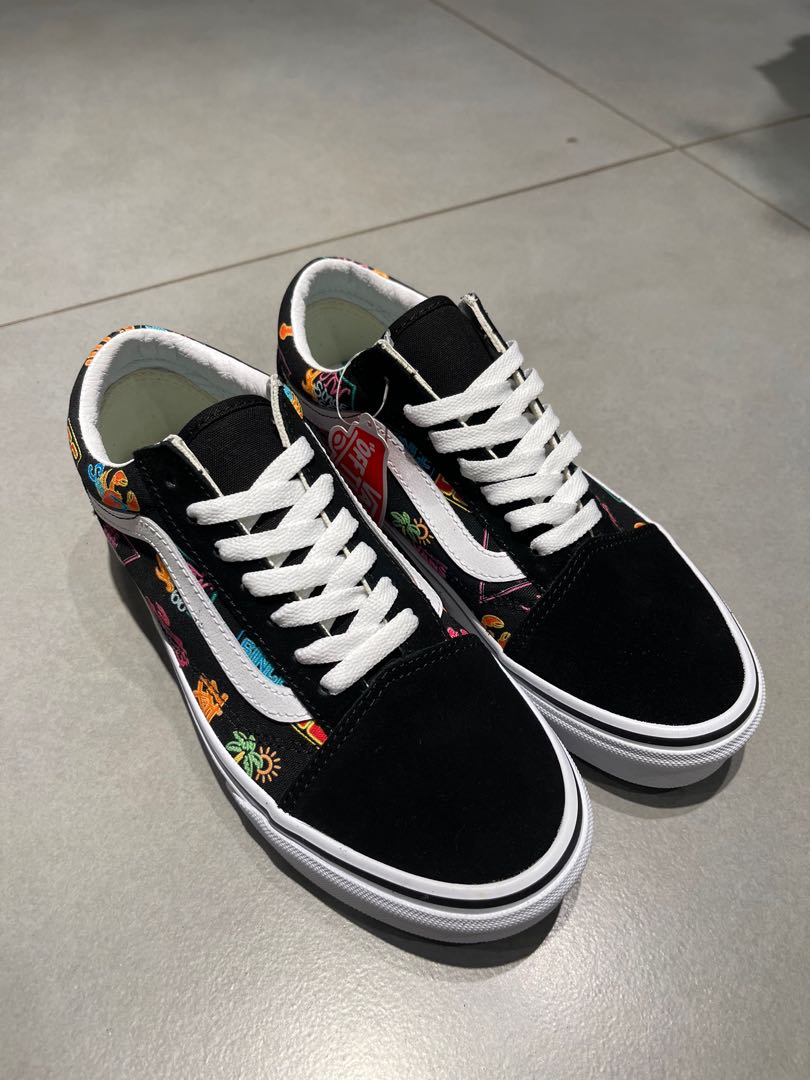 customs aloha old skool