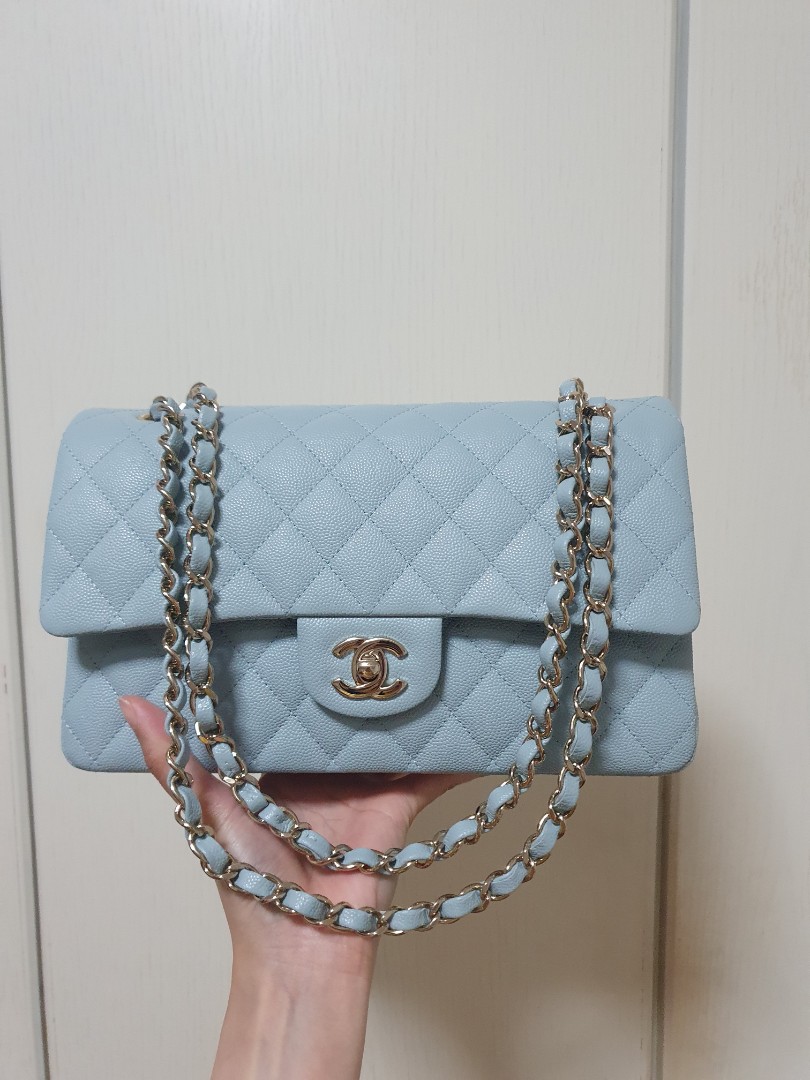 BNWT! 🦄 22P CHANEL Light Blue Caviar LGHW Medium Classic Flap 🦄 Bag  Microchip