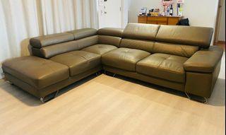 5 SEATER L-SHAPED LEATHER SOFA (VERY GOOD CONDITION)