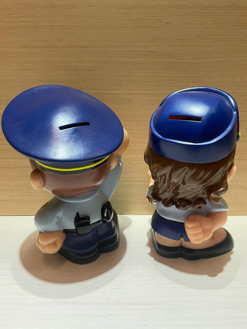 男女警察公仔 警察公仔 Q版警察公仔 存錢筒公仔 警察存錢筒 二手公仔 絕版公仔 限量公仔, 書籍、休閒與玩具, 玩具、公仔、桌遊在旋轉拍賣