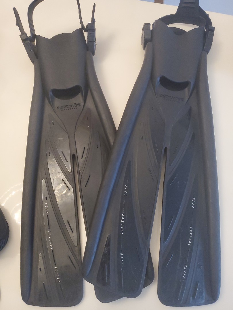 ATOMIC SPLIT FINS, Sports Equipment, Sports & Games, Water Sports on