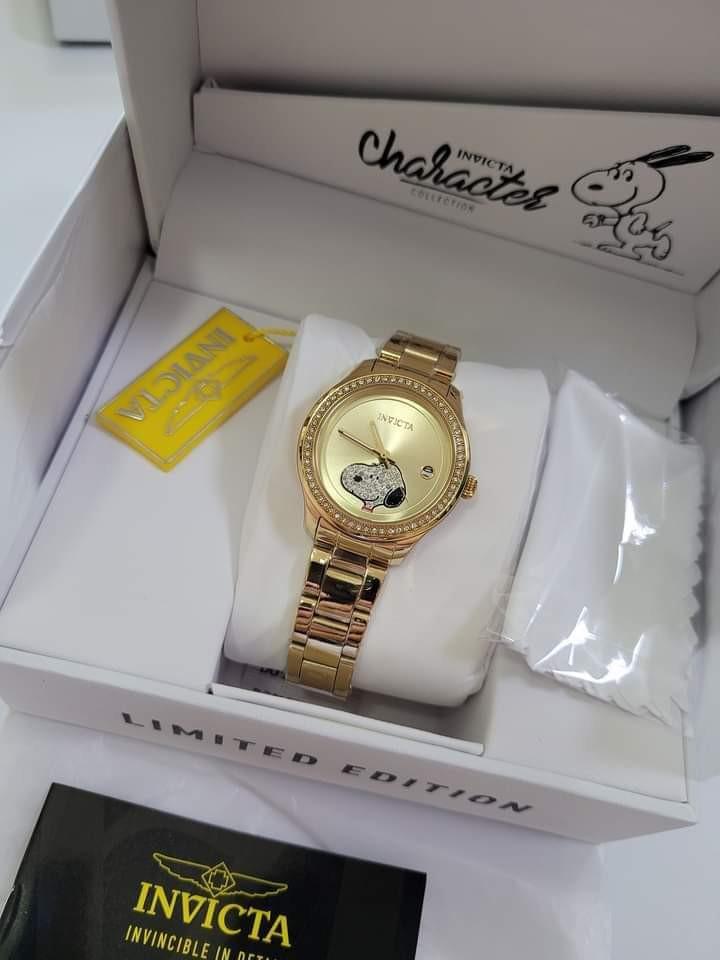 Peanuts invicta store watch