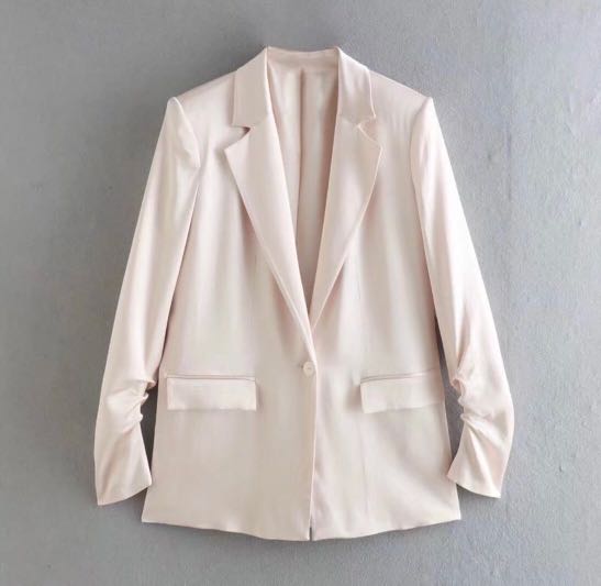 Beige silk satin blazer, Women's Fashion, Coats, Jackets and Outerwear