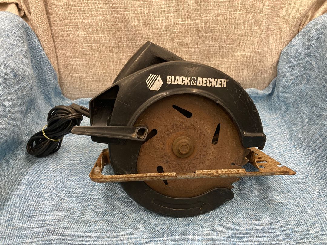 BLACK&DECKER 美國製 7308 切割機 線切機（ 1 1/2HP) 功能正常, 家具及居家用品, 家具, 其他居家傢俱在旋轉拍賣