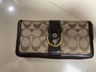 （分類：）位於 。 由 chow1102 提交（商品編號 1160604808，圖片 1）。簡介： 。