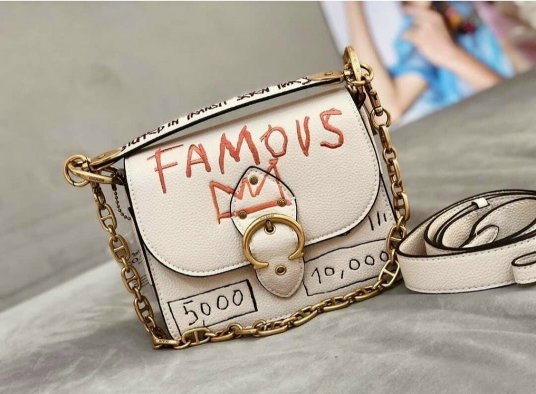 Famous cheap coach bag