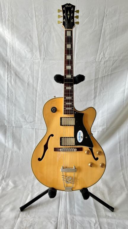 Cort jazz guitar outlet