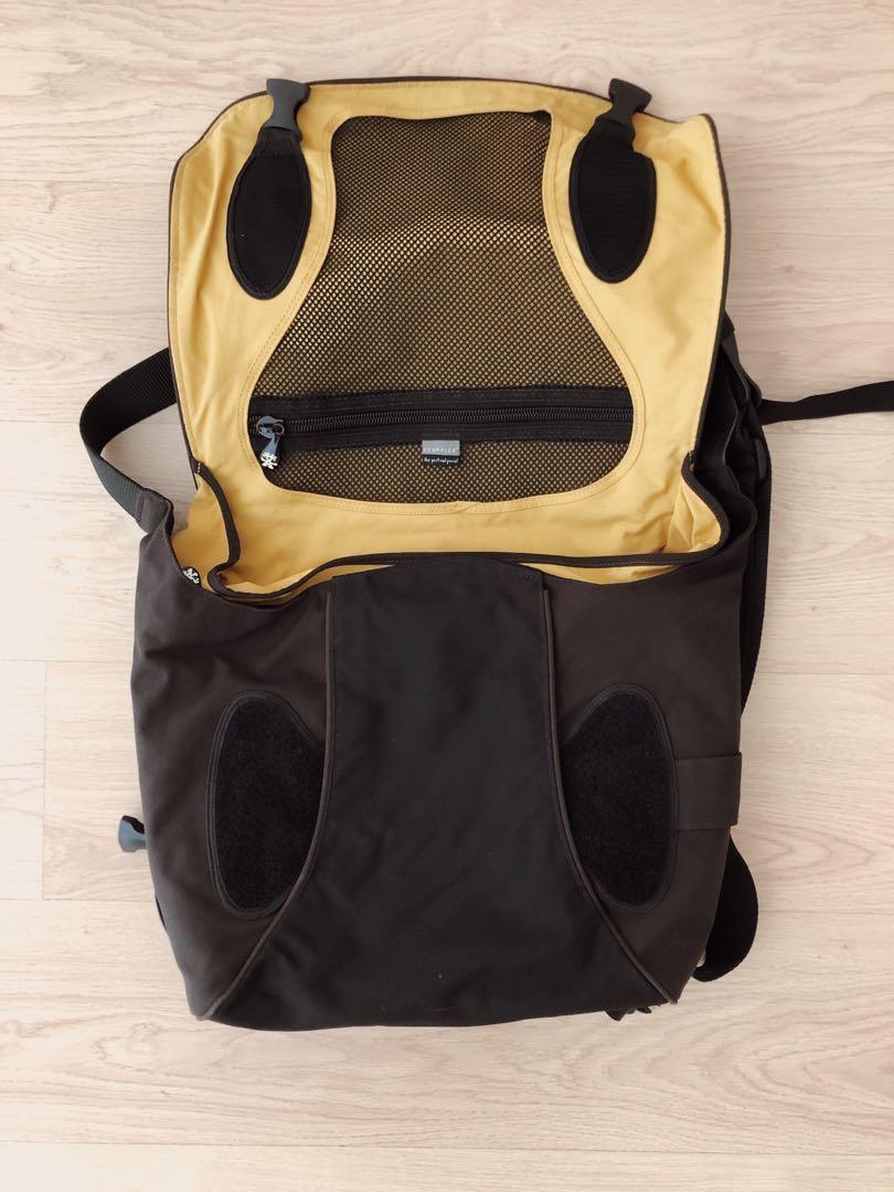 Crumpler Part & Parcel Messenger Bag (L), Men's Fashion, Bags, Sling
