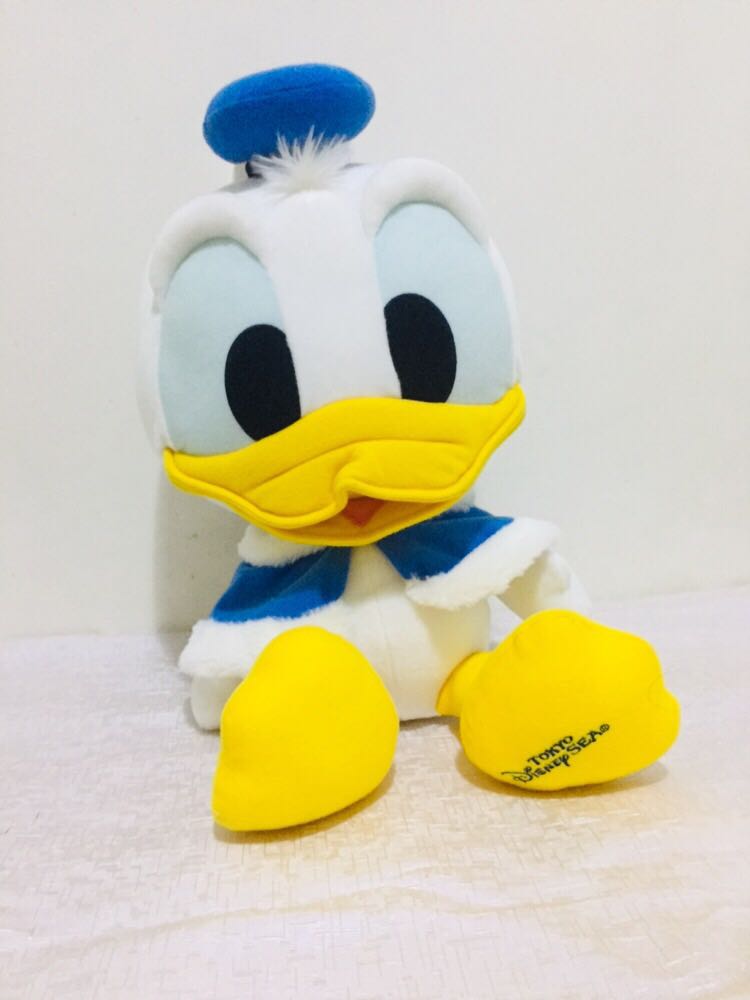 Donald Duck, Hobbies & Toys, Toys & Games On Carousell