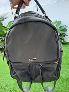 (Kategori: ) berada di . Dikirim oleh preloveddeviprmth (ID iklan 1160472057, Gambar 1). Deskripsi: .