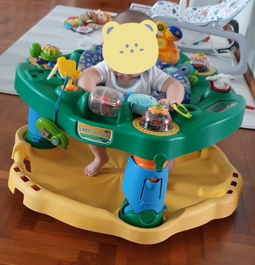 Evenflo Exersaucer and Haenim Play Yard, Babies & Kids, Infant Playtime