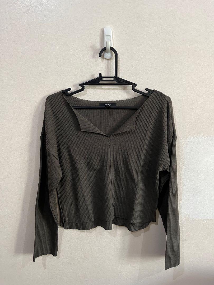 Forever 21 Olive Green Light Sweater 