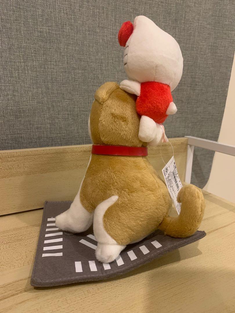 Hello Kitty with Hachiko Dog on Street Plush, Hobbies & Toys, Toys