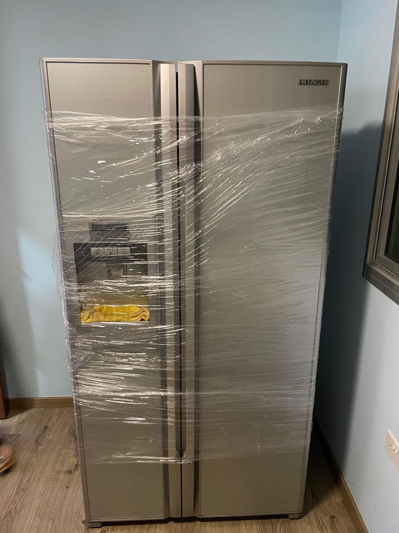 Hitachi side by side fridge, TV & Home Appliances, Kitchen Appliances