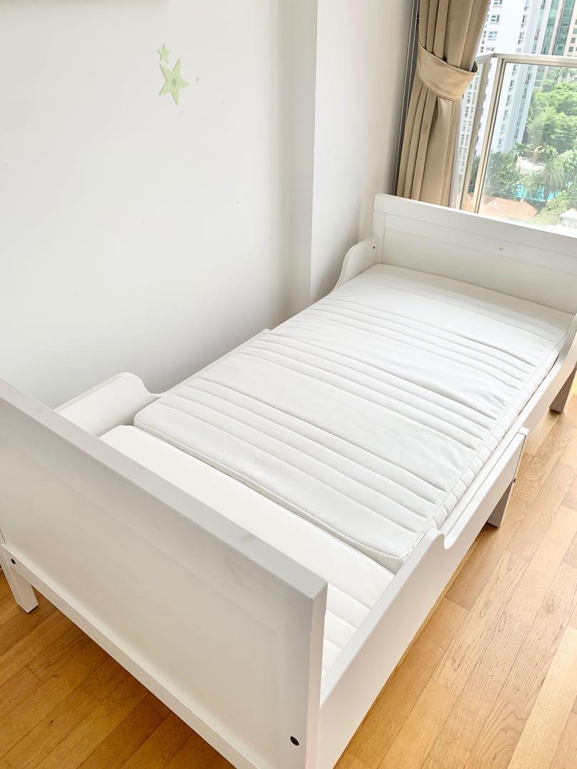IKEA SUNDVIK Extendable bed frame with slatted bed base, grey80x200 cm White Wood, Babies