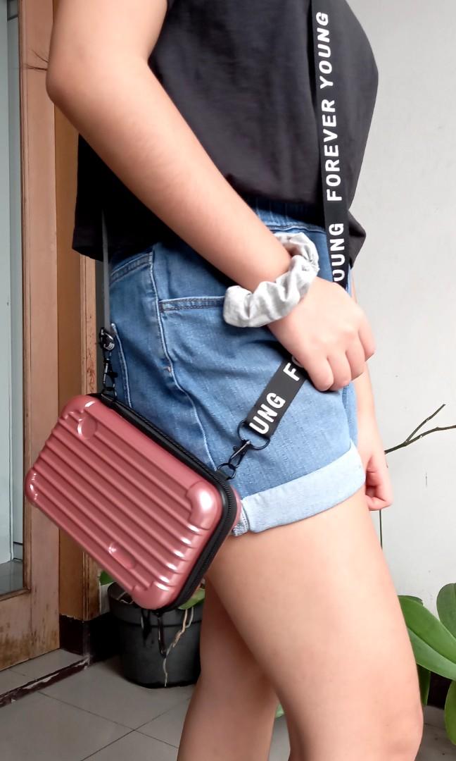 Koper mini sling bag Barang Mewah Tas Dompet di Carousell