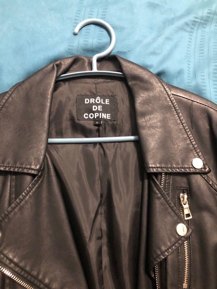 Luxe Afrikaanse Kanon Leather Jacket Flare Drôle De Copine, Women's Fashion, Coats, Jackets and  Outerwear on Carousell