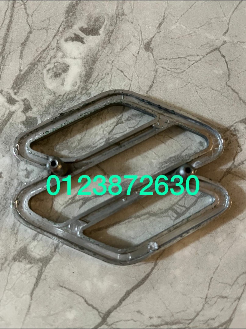 Logo s grill depan Suzuki jimny, Auto Accessories on Carousell