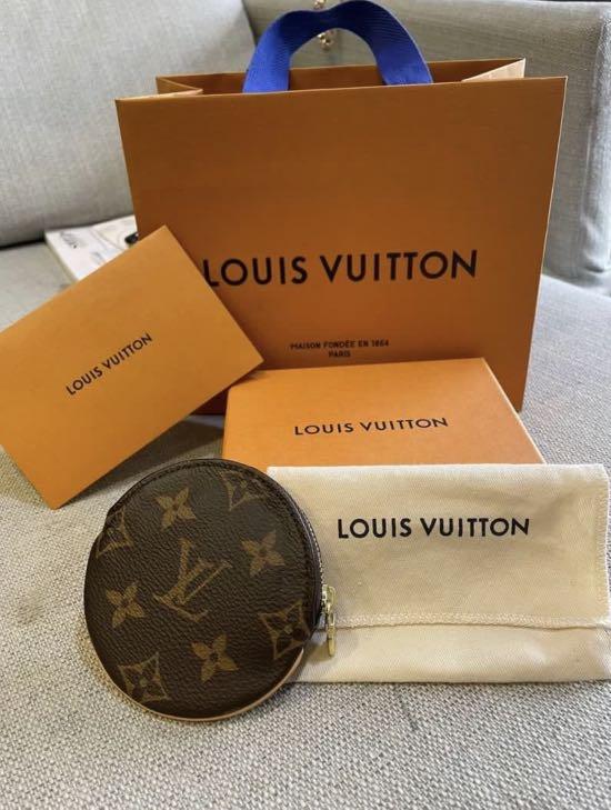 Louis Vuitton Round Coin Purse Brown Cloth ref.930166 - Joli Closet