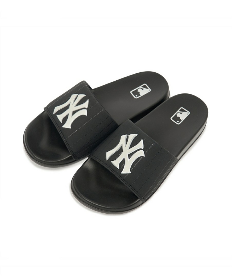 MLB New Mound Slides, Men's Fashion, Footwear, Flipflops and Slides on  Carousell
