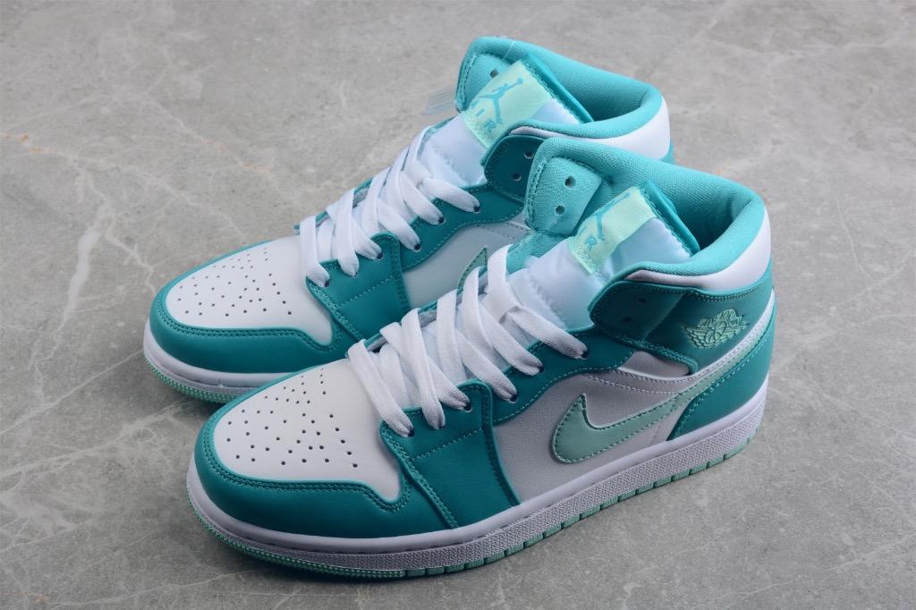 Nike air force bleu sale marine jordan