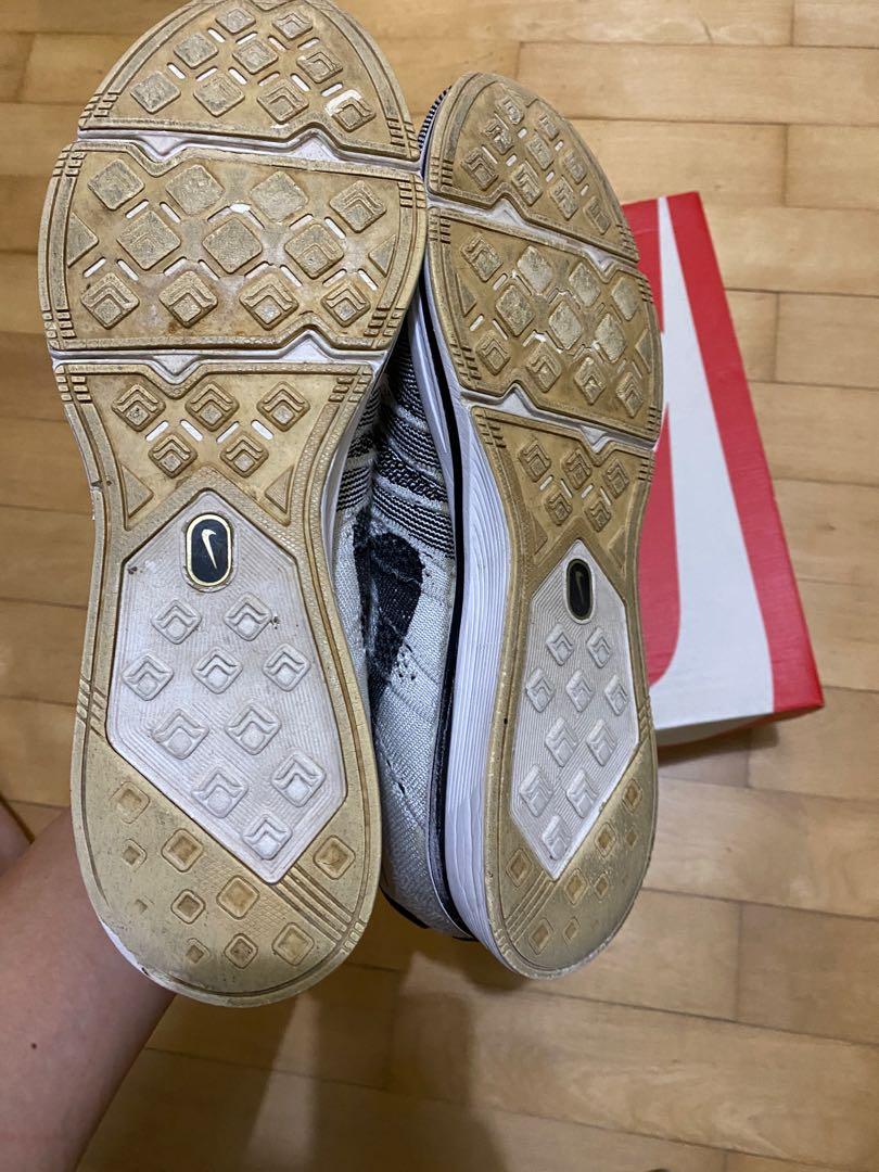 flyknit oreo trainer