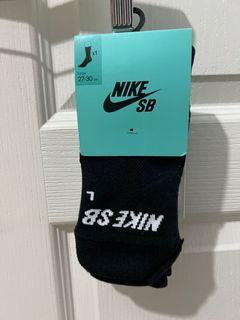 NikeSB 黑白長襪