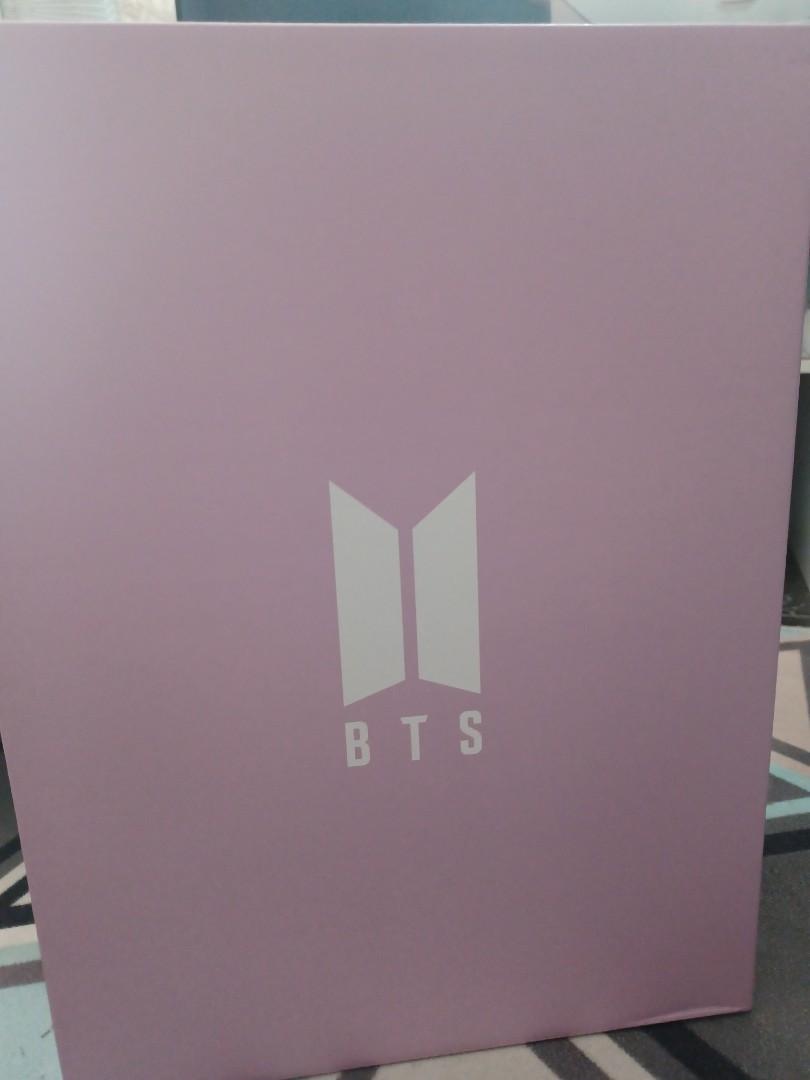 ONHAND BTS merch box 7 (Category: K-Wave Merchandise) located in Bulacan. Submitted by tamiyaaa (Listing ID 1160509921, Image 2). Description: Merch box 7 ONHAND - shipping via GGX or SDD (pick up Marilao, Bulacan).