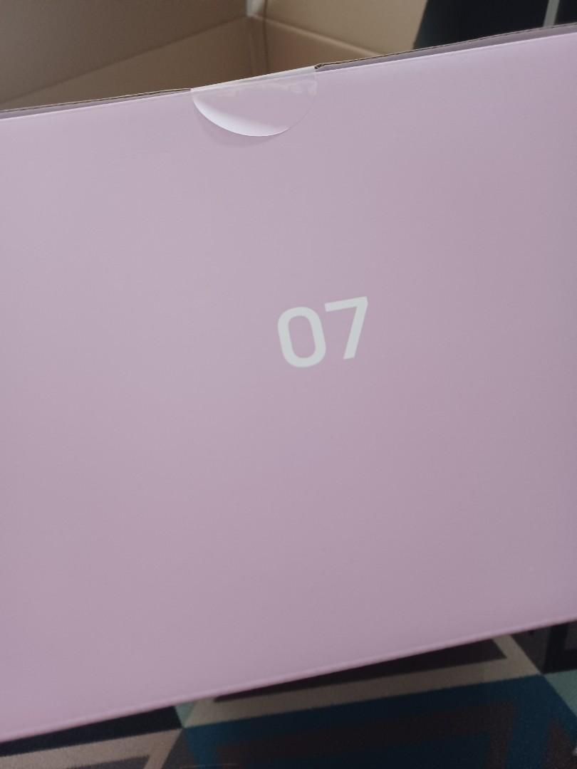 ONHAND BTS merch box 7 (Category: K-Wave Merchandise) located in Bulacan. Submitted by tamiyaaa (Listing ID 1160509921, Image 1). Description: Merch box 7 ONHAND - shipping via GGX or SDD (pick up Marilao, Bulacan).