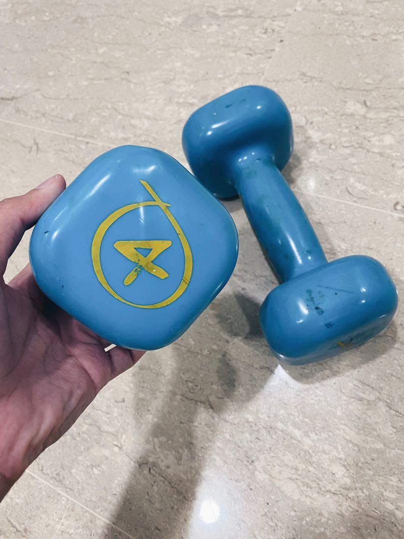 Pair of Reebok 4kg dumbbells Sports Equipment Exercise Fitness