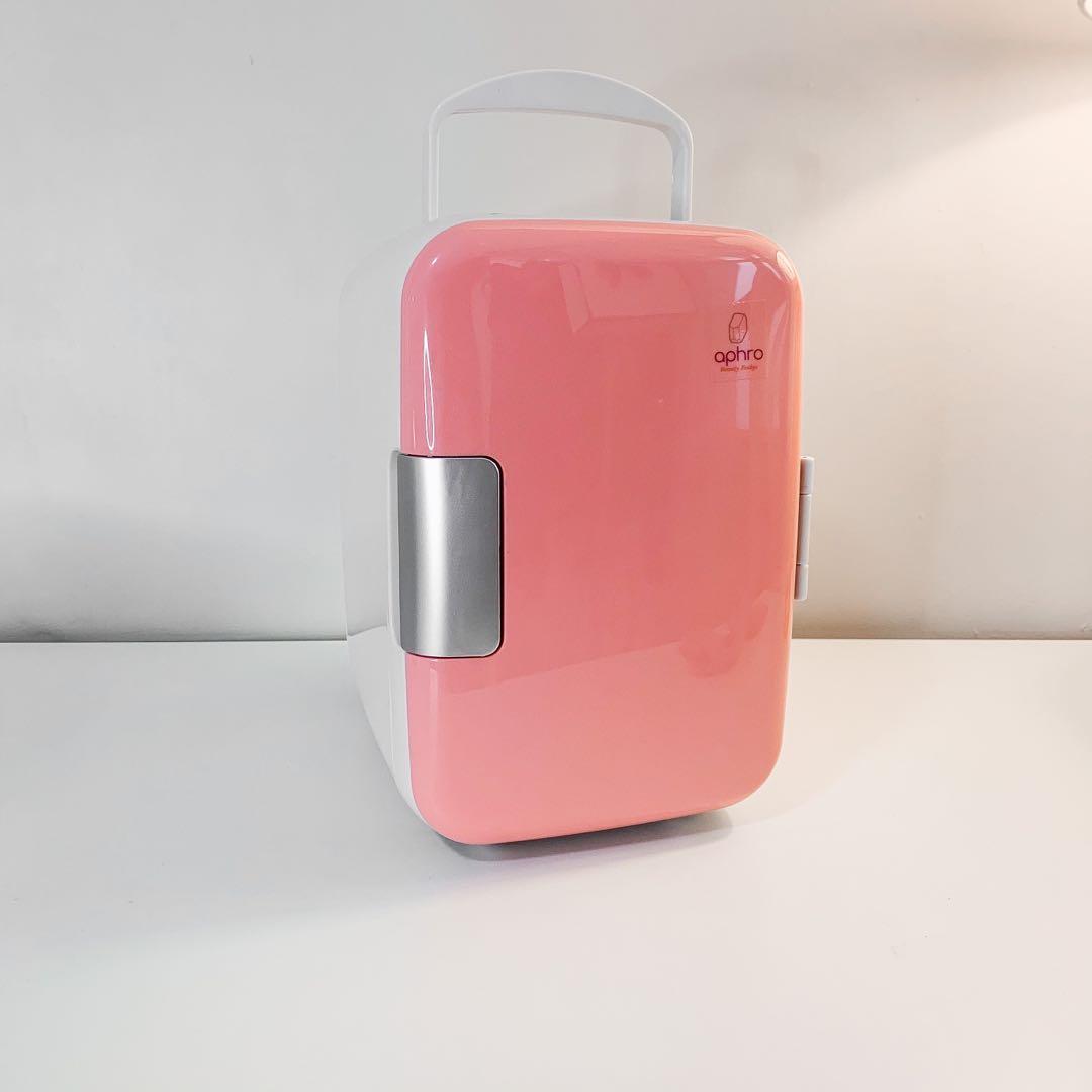 Personal mini fridge hot and cold, TV & Home Appliances, Other Home