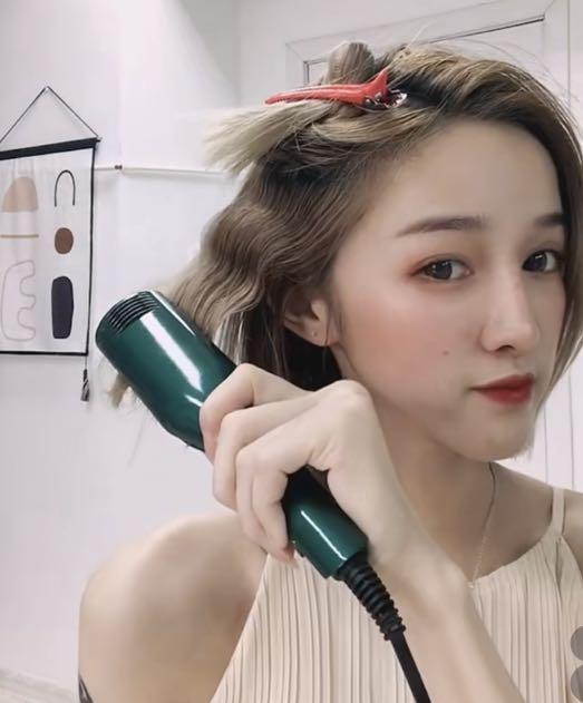 Pink Curler for “Egg Roll” Hairstyle, Beauty & Personal Care, Hair on  Carousell