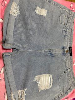 (Category: ) located in . Submitted by yangkorn (Listing ID 1160609731, Image 1). Description: .