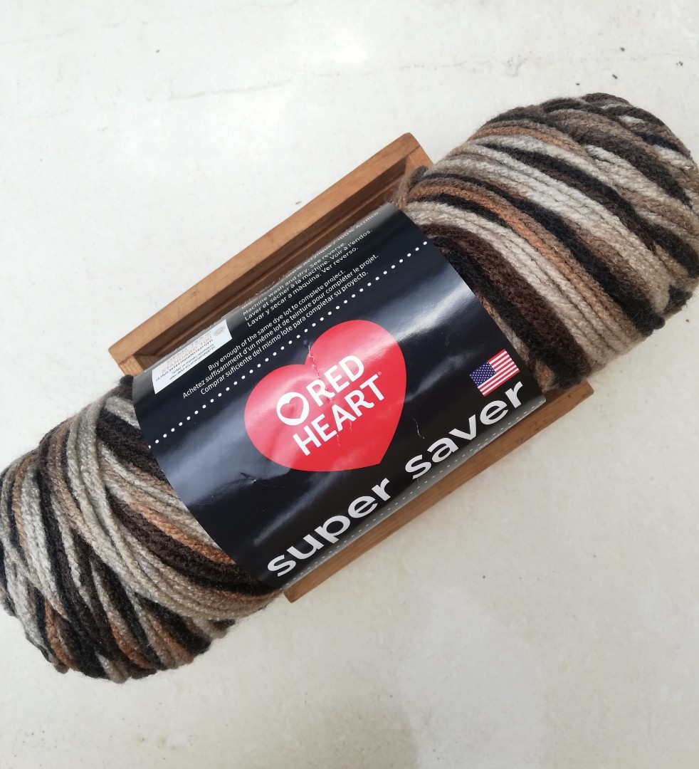 Red heart super saver yarn Platoon, Hobbies & Toys, Stationary & Craft