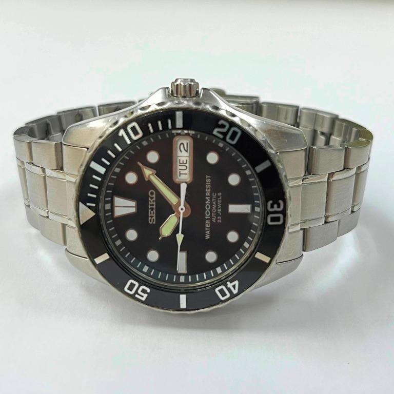 cubierta seguro Orientar Seiko 5 automatic SNZF29 watch, Men's Fashion, Watches & Accessories,  Watches on Carousell