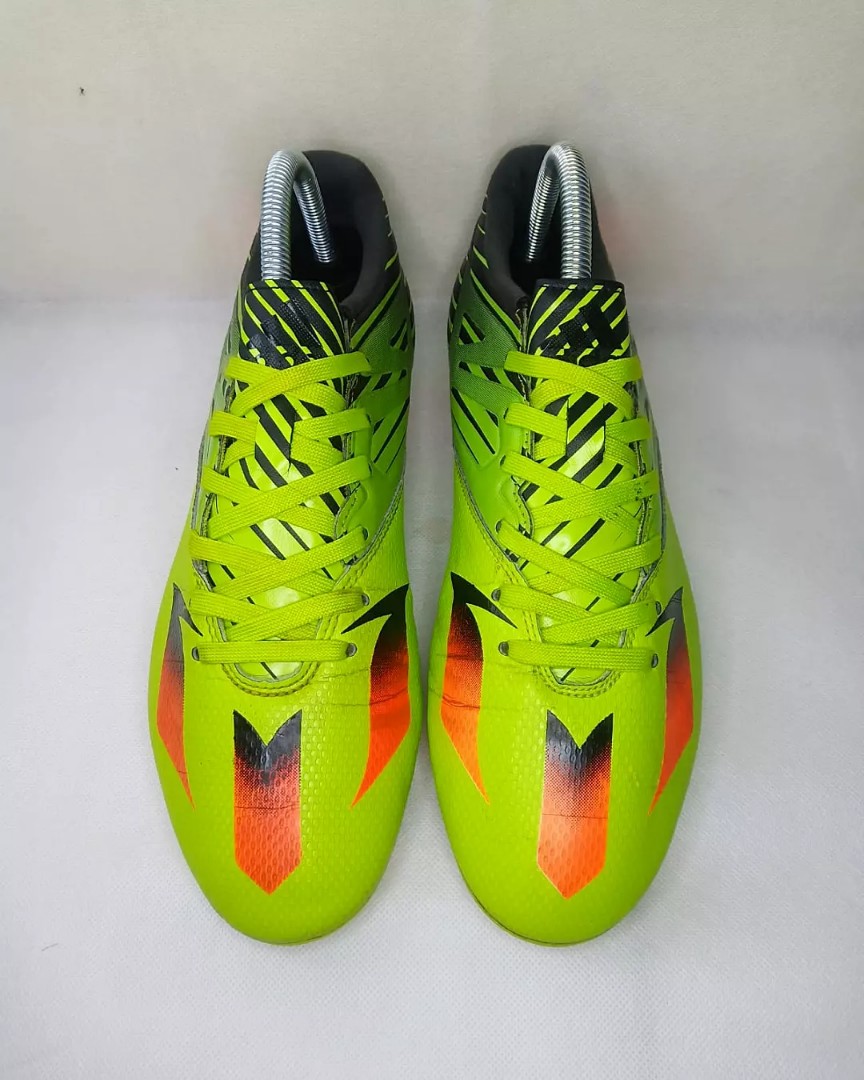 Harga sepatu adidas messi online