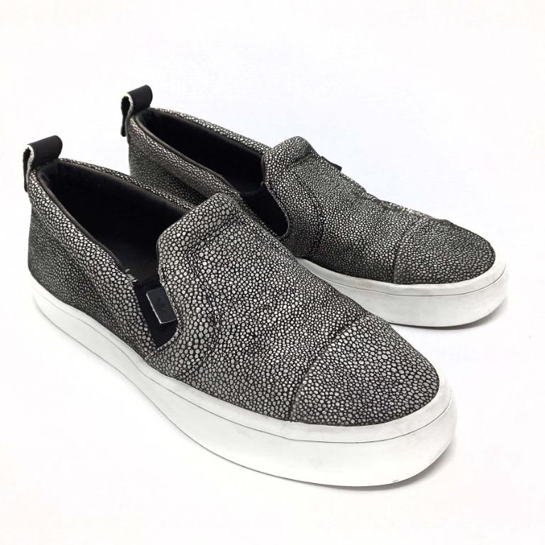 Adidas honey 2.0 slip on online