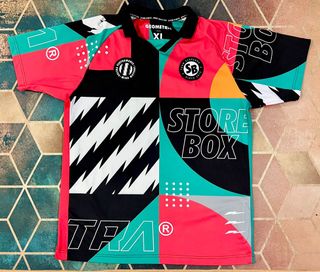 (Category: ) located in . Submitted by skyd0thrift (Listing ID 1160561690, Image 1). Description: .