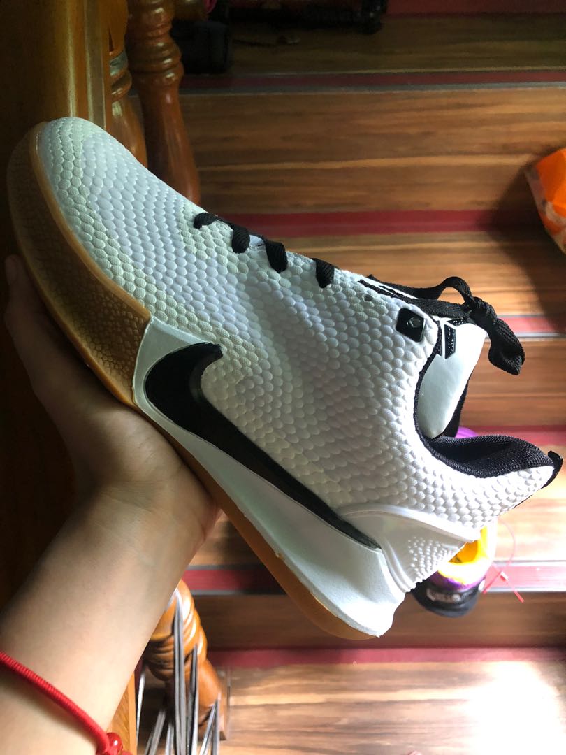 Nike zoom sale mamba focus